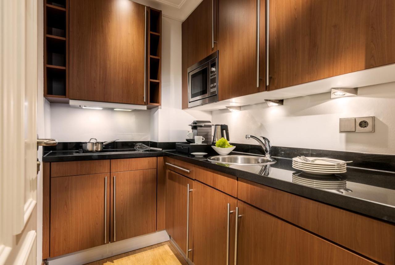 Maison Messmer - Ein Mitglied Der Hommage Luxury Hotels Collection Baden-Baden Exterior photo A kitchen at the hotel