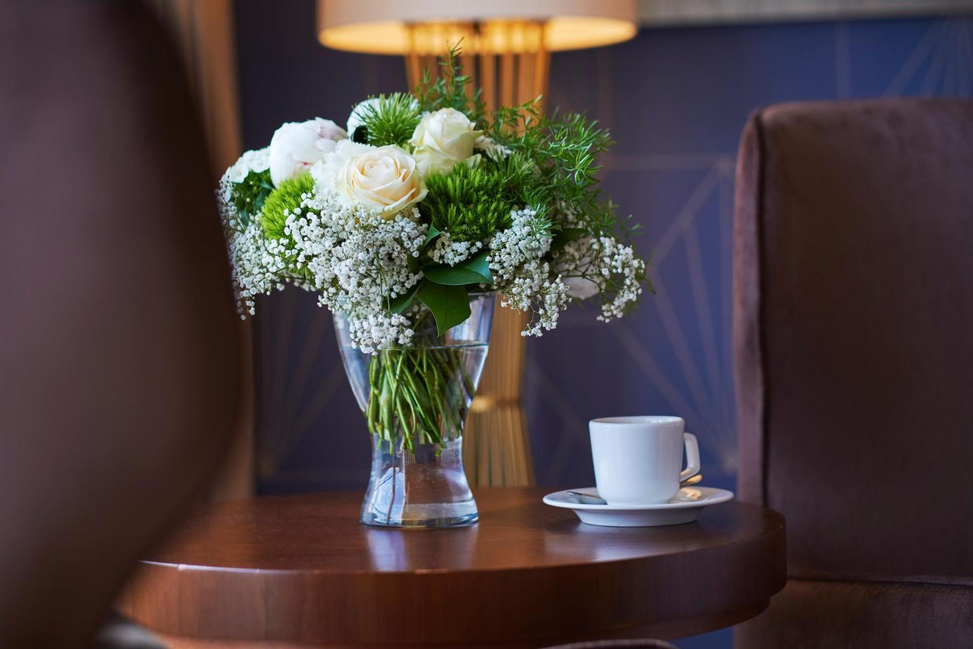 Maison Messmer - Ein Mitglied Der Hommage Luxury Hotels Collection Baden-Baden Exterior photo A bouquet of flowers